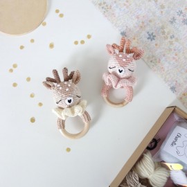 Hochet Charlie le faon : Patron Au Crochet PDF